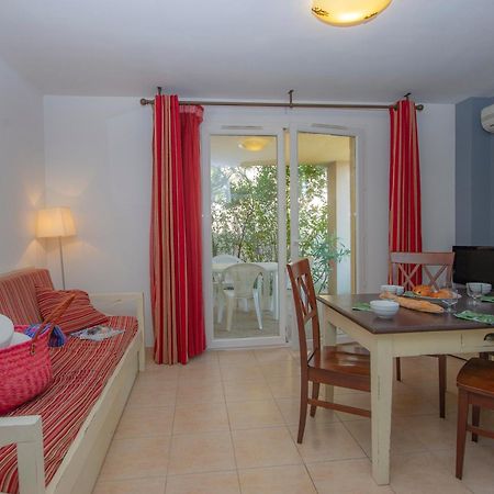 Residence Goelia Le Mas Des Arenes Mouries Exterior photo