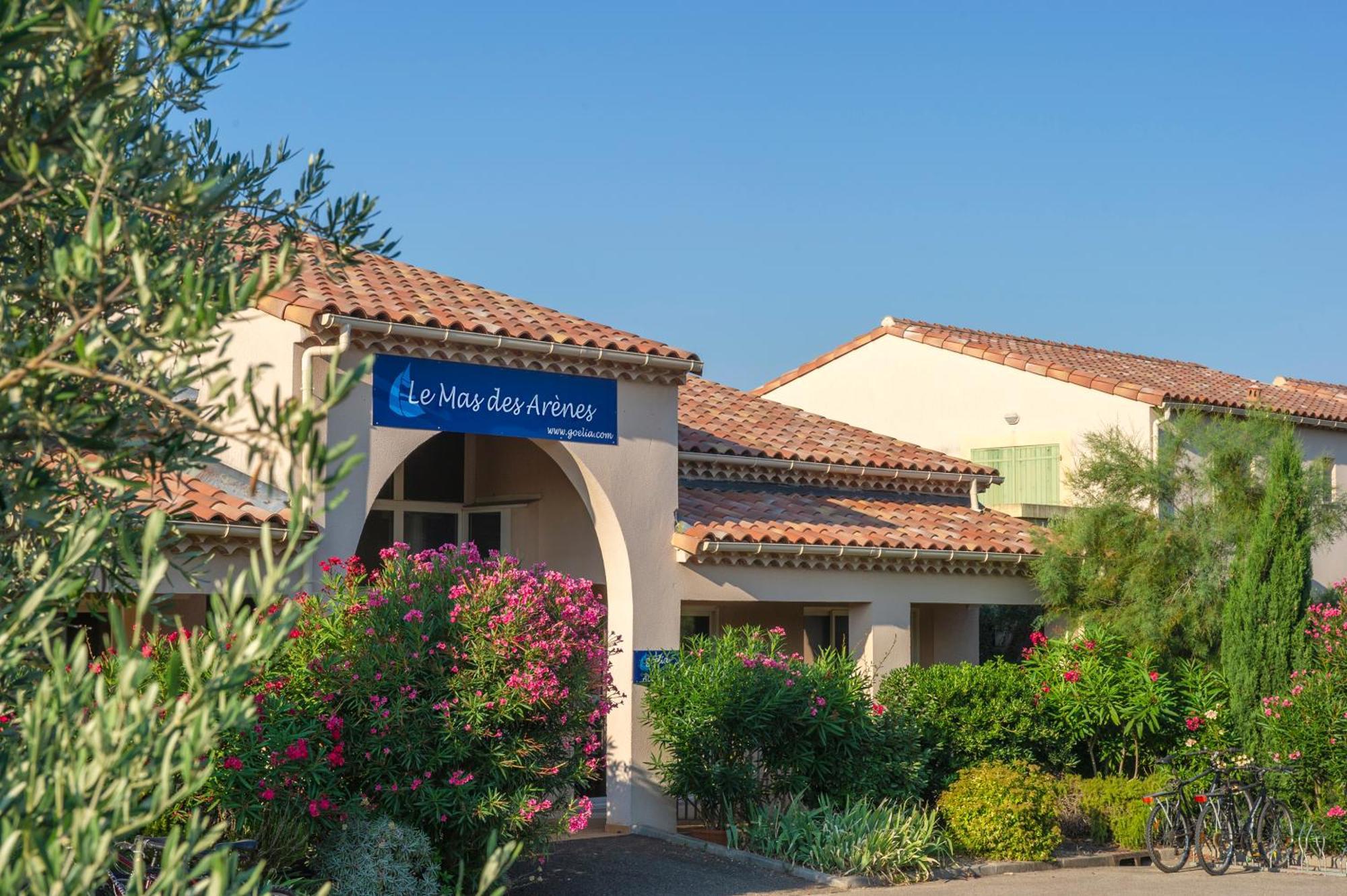 Residence Goelia Le Mas Des Arenes Mouries Exterior photo